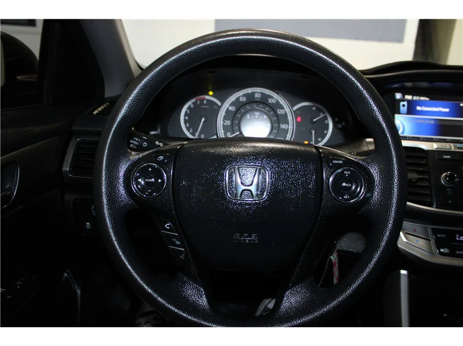 Used 2015 Dark Gray Honda LX image 24