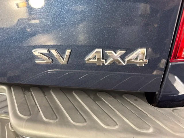 Used 2020 Blue Nissan SV image 39