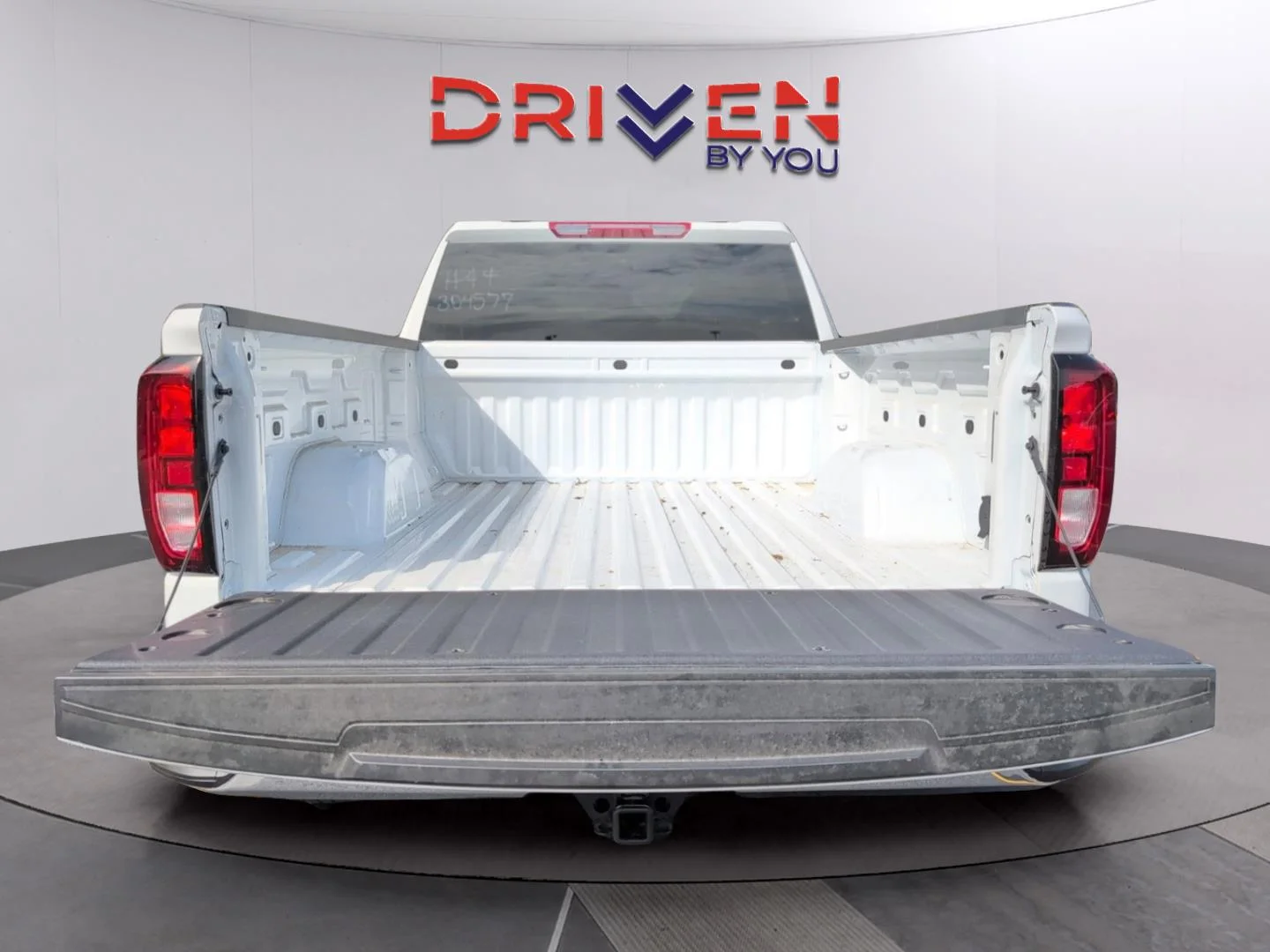 New 2026 Summit White GMC Pro image 9
