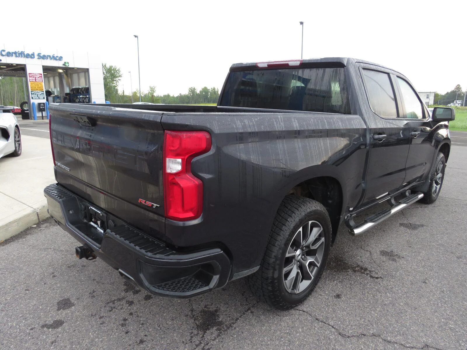 Used 2022 DARK ASH METALLIC Chevrolet RST image 5