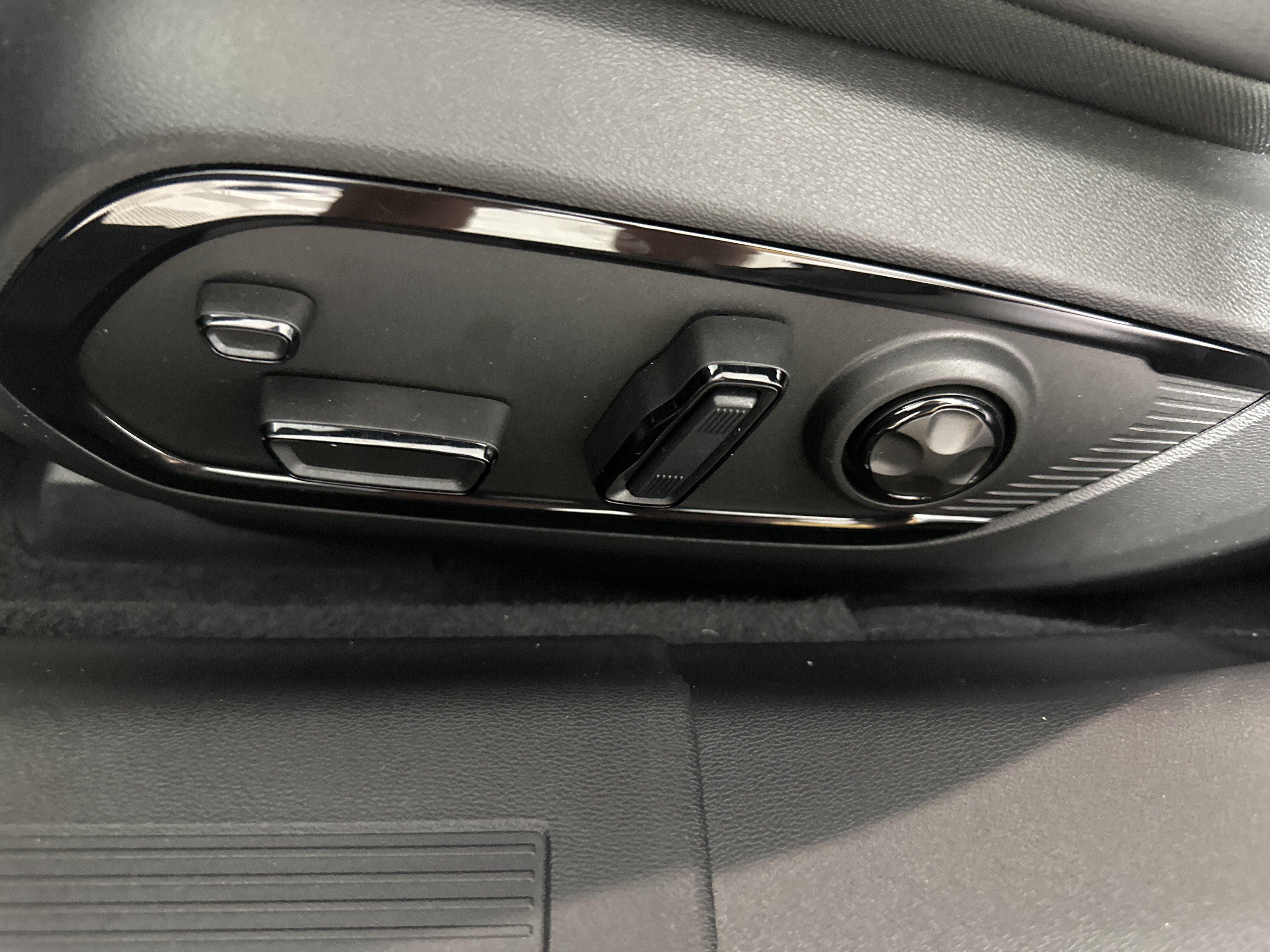 New 2026 Bludicrous Exterior Paint Dodge Scat Pack Plus image 10