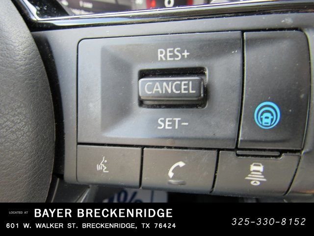 Used 2021 Gray Nissan Platinum image 31