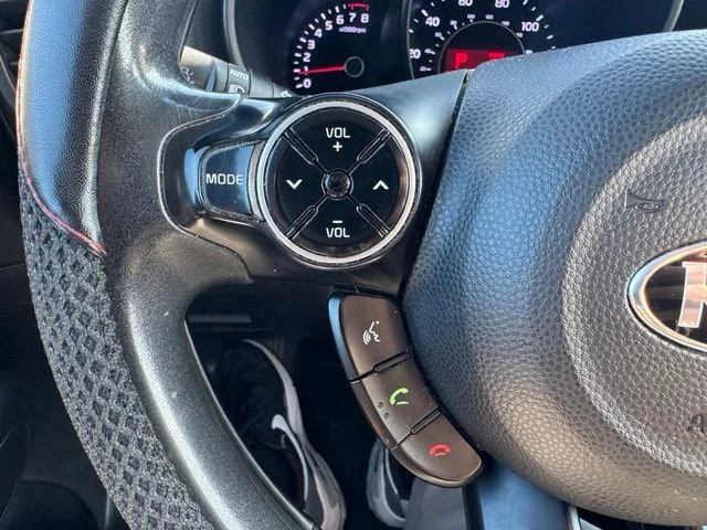 Used 2016 Gray Kia Plus image 21