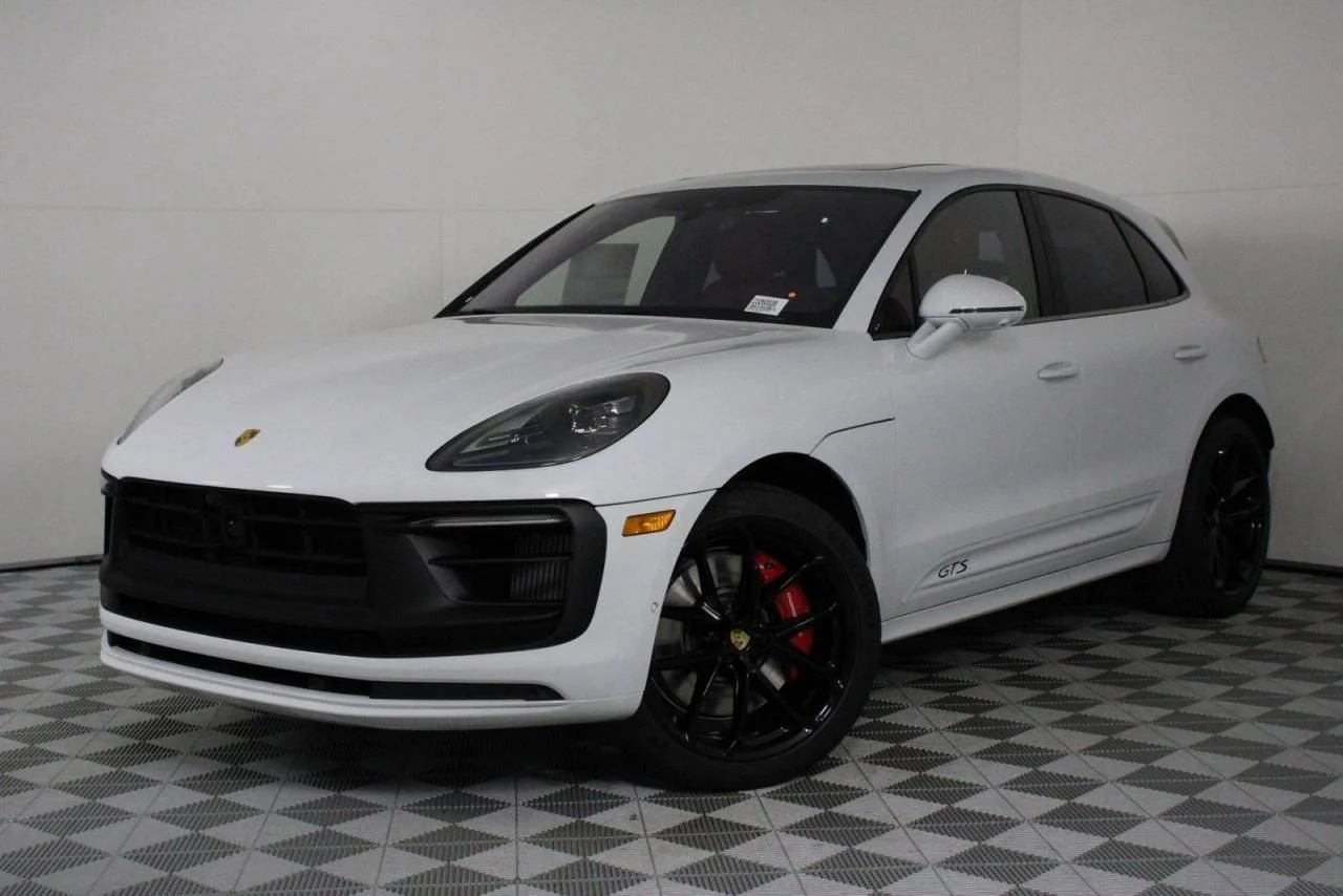 New 2026 Porsche Macan GTS AWD 4D Sport Utility