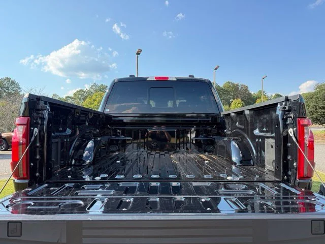 Used 2024 Black Ford XLT image 30