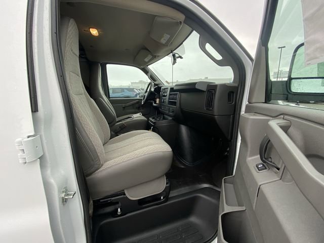 2025 Chevrolet Express Cargo Work Van - Photo 23