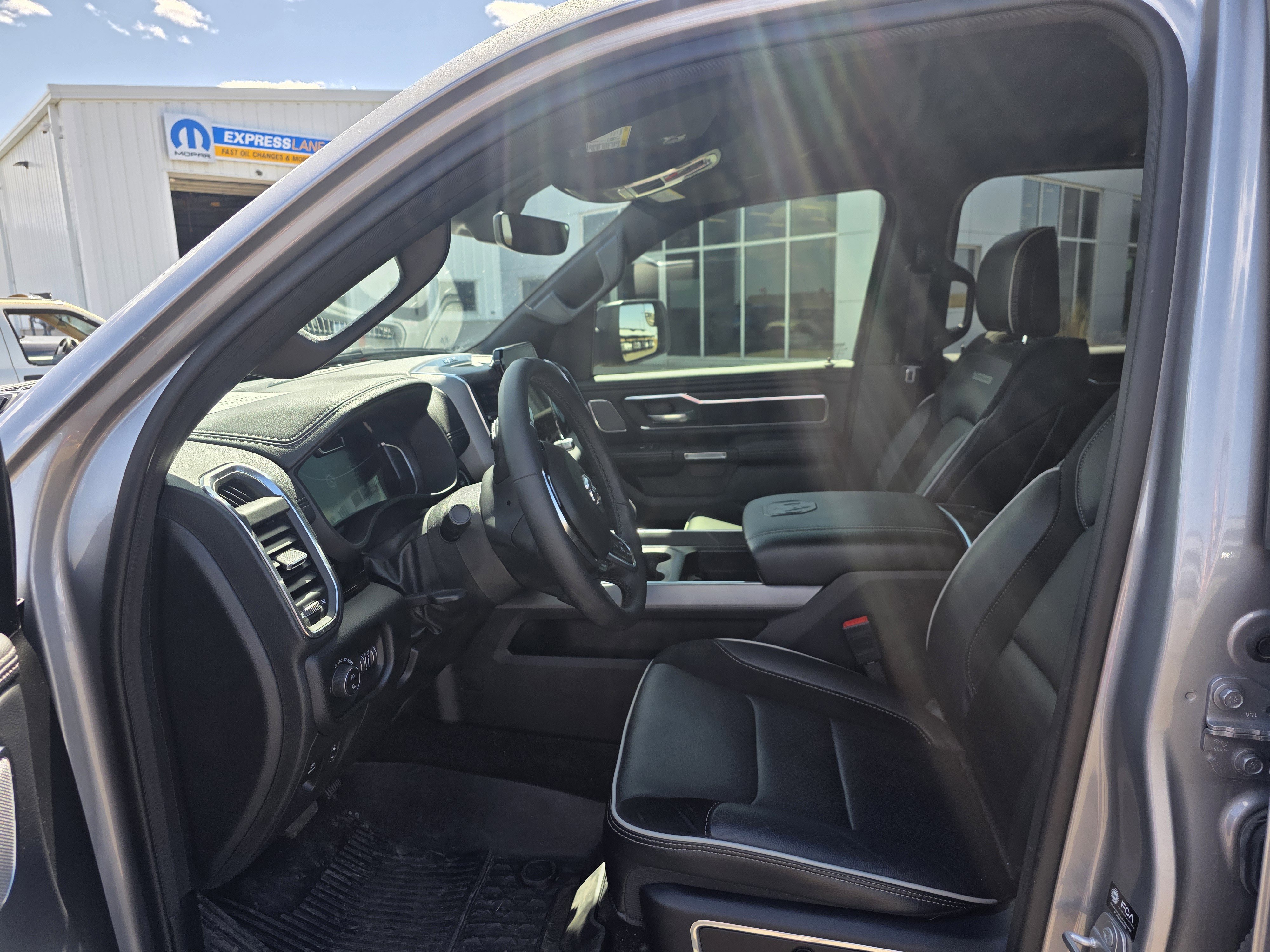 Used 2025 Silver Ram Laramie image 8