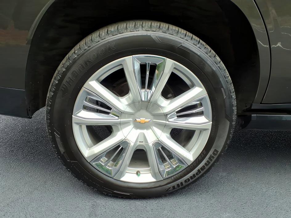 Used 2021 Graywood Metallic Chevrolet High Country image 8