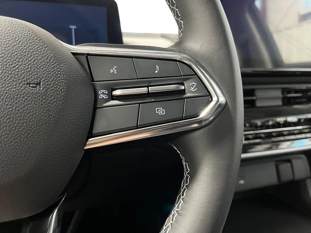New 2026 Sonic Gray Pearl Honda Touring image 19