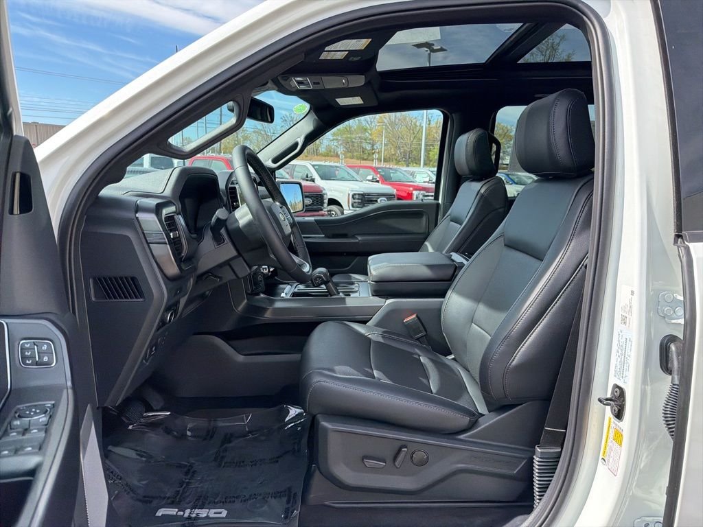 New 2026 Star White Metallic Tri-Coat Ford Lariat® image 10