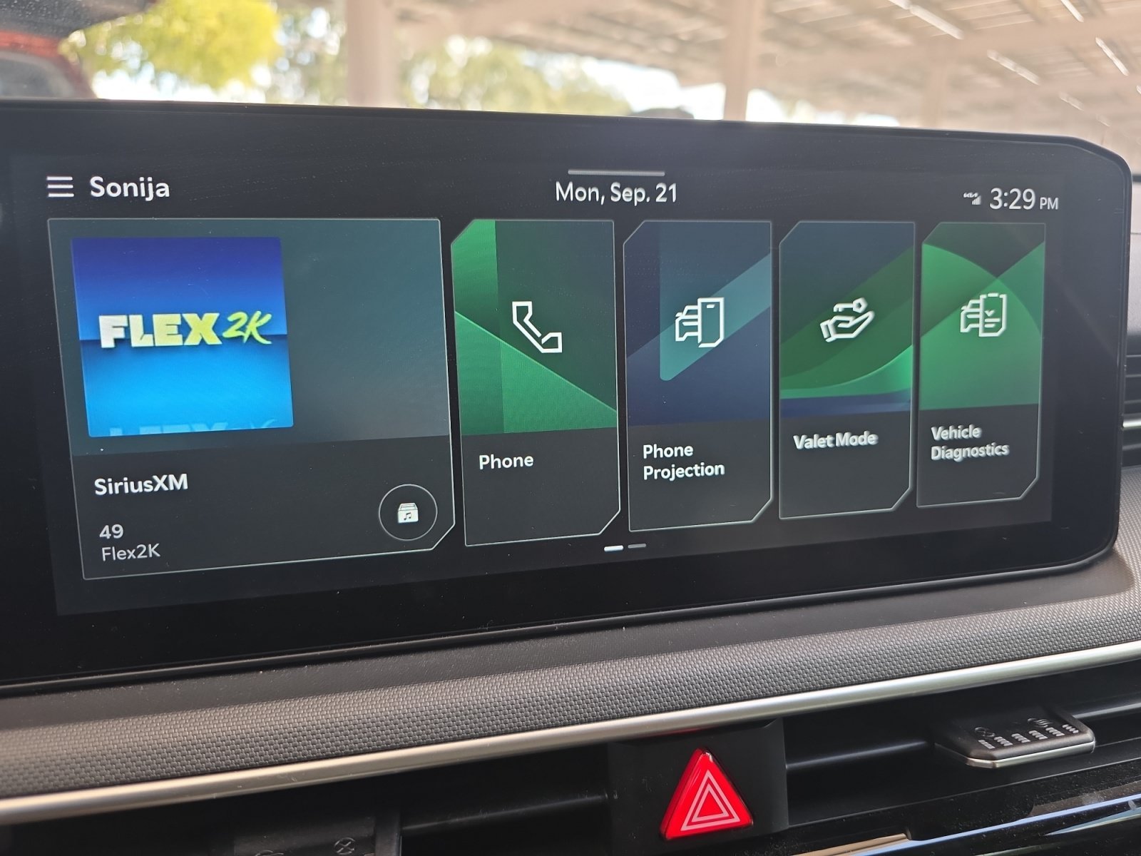 Certified Used 2025 Aurora Black Pearl Kia LXS image 12