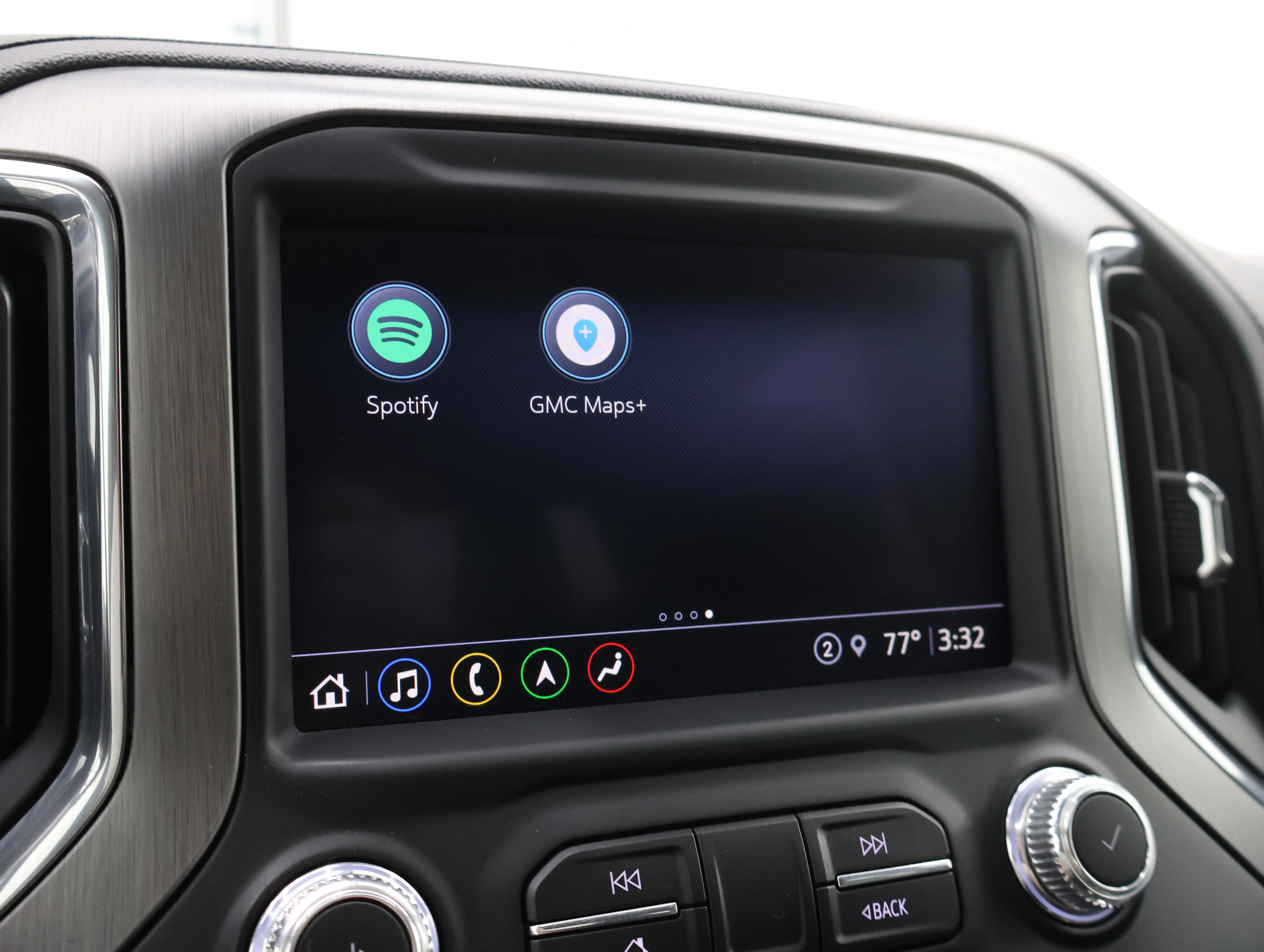 Used 2022 White Frost Tricoat GMC Denali image 57