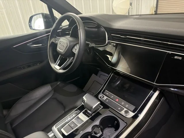 Used 2025 Mythos Black Metallic Audi 55 Premium Plus image 24