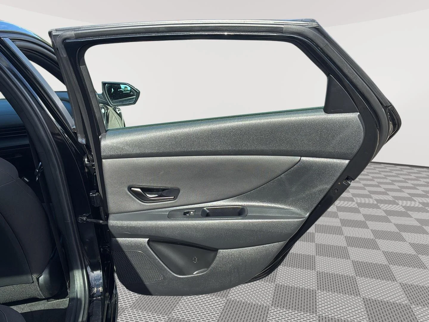 Certified Used 2025 Abyss Black Hyundai SEL Sport image 16