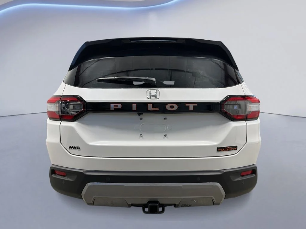 New 2026 Platinum White Pearl Honda TrailSport 3.5 image 4