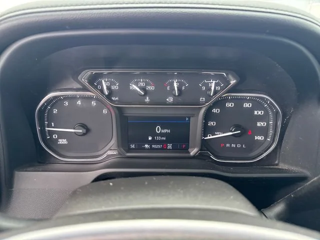 Used 2022 Onyx Black GMC SLT image 33