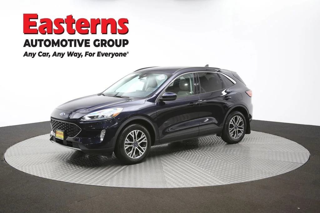 Used 2021 Blue Ford SEL image 54