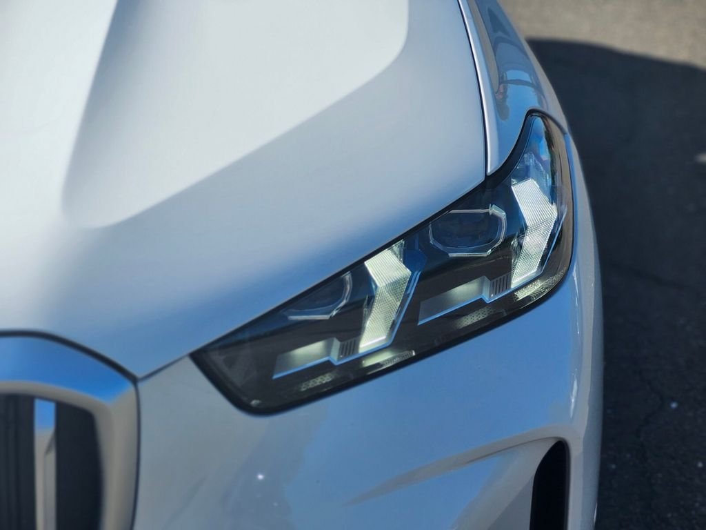 Used 2024 White BMW xDrive50e image 11