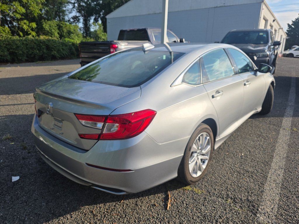 Used 2020 Silver Honda LX image 3