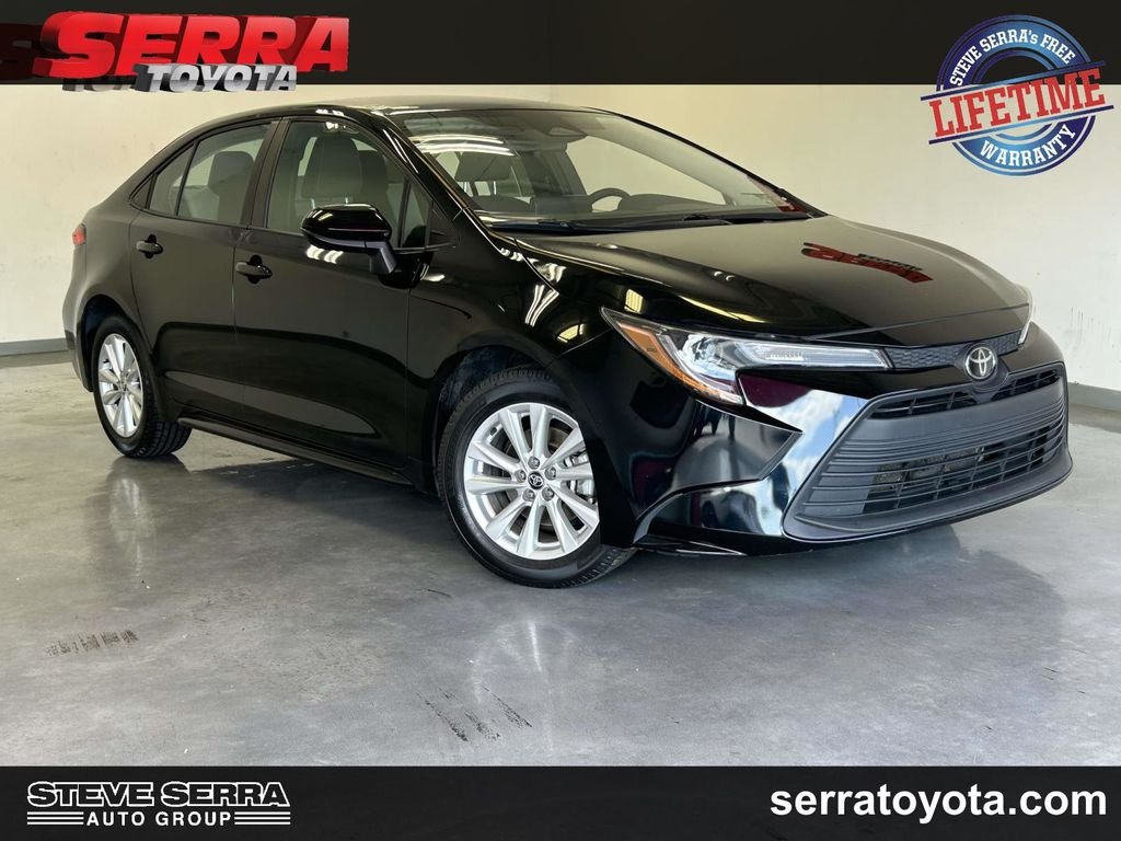 2024 Toyota Corolla LE CVT's photo
