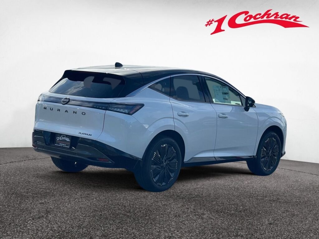 New 2027 Everest White Pearl Tricoat/Super Black Nissan Platinum image 5
