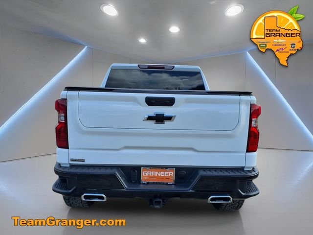 Used 2025 White Chevrolet Custom Trail Boss image 6