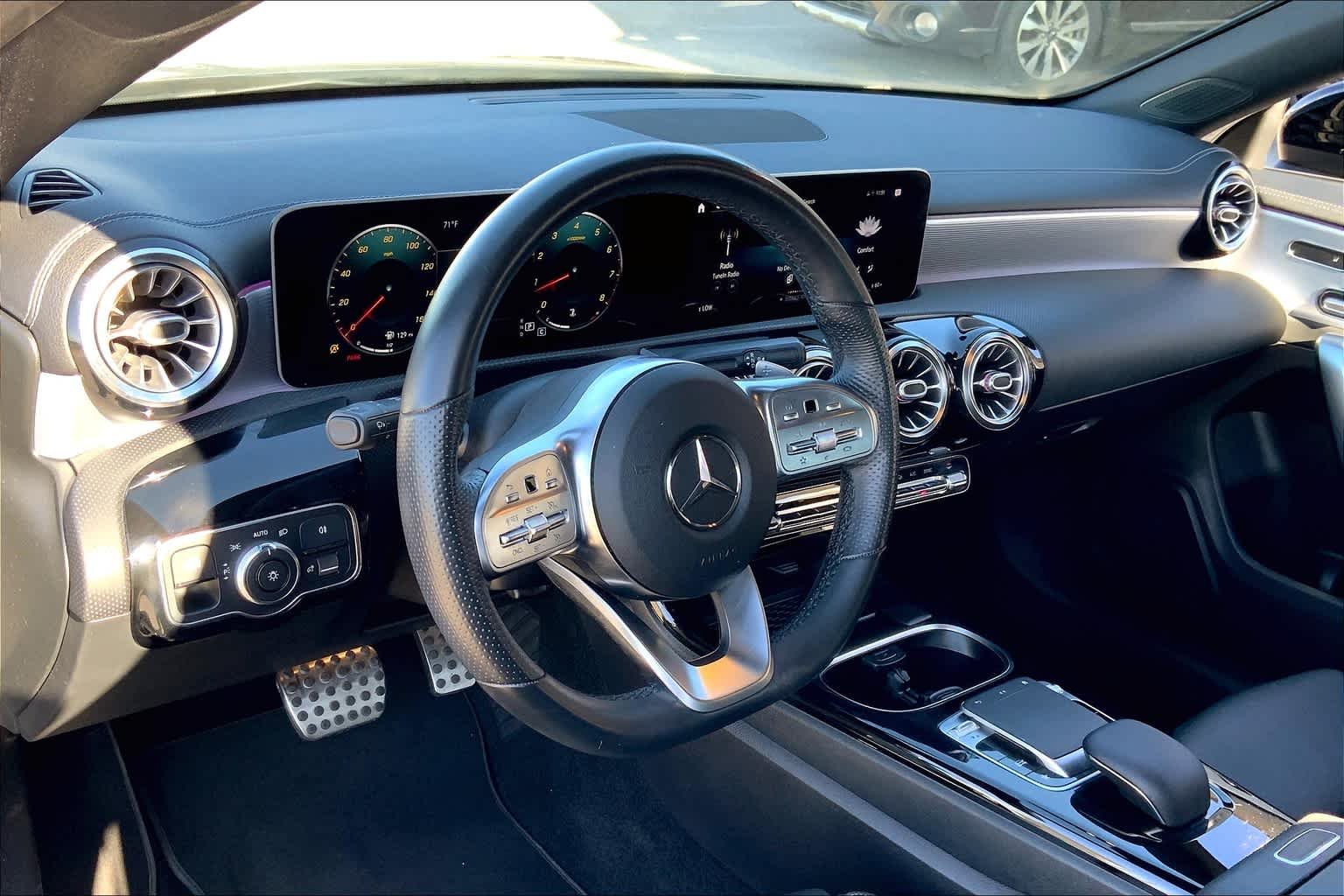 Used 2020 Night Black Mercedes-Benz CLA 250 image 18