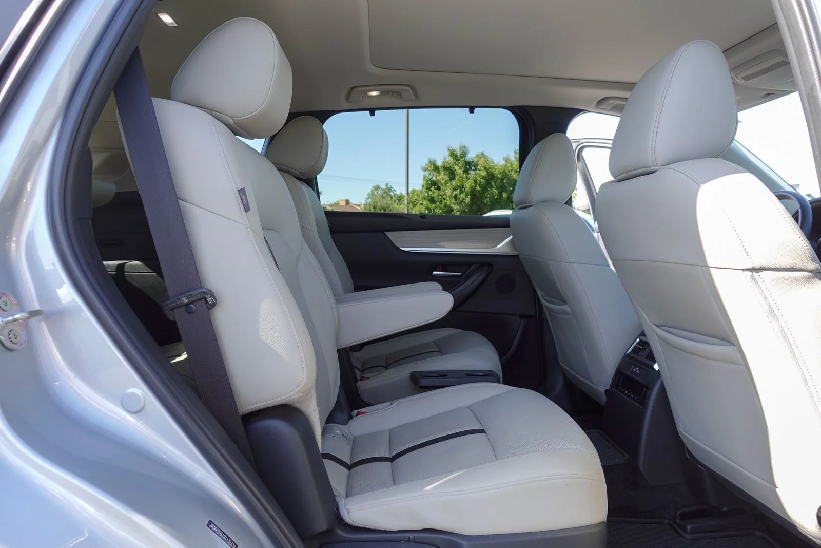 Certified Used 2024 Sonic Silver Mazda Premium image 22