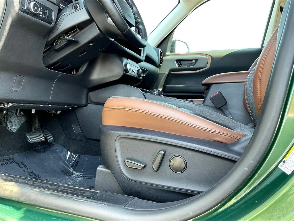 Certified Used 2024 Eruption Green Metallic Ford Outer Banks image 42