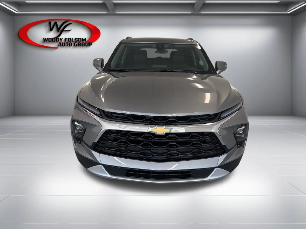 New 2026 Sterling Gray Metallic Chevrolet 3LT image 2