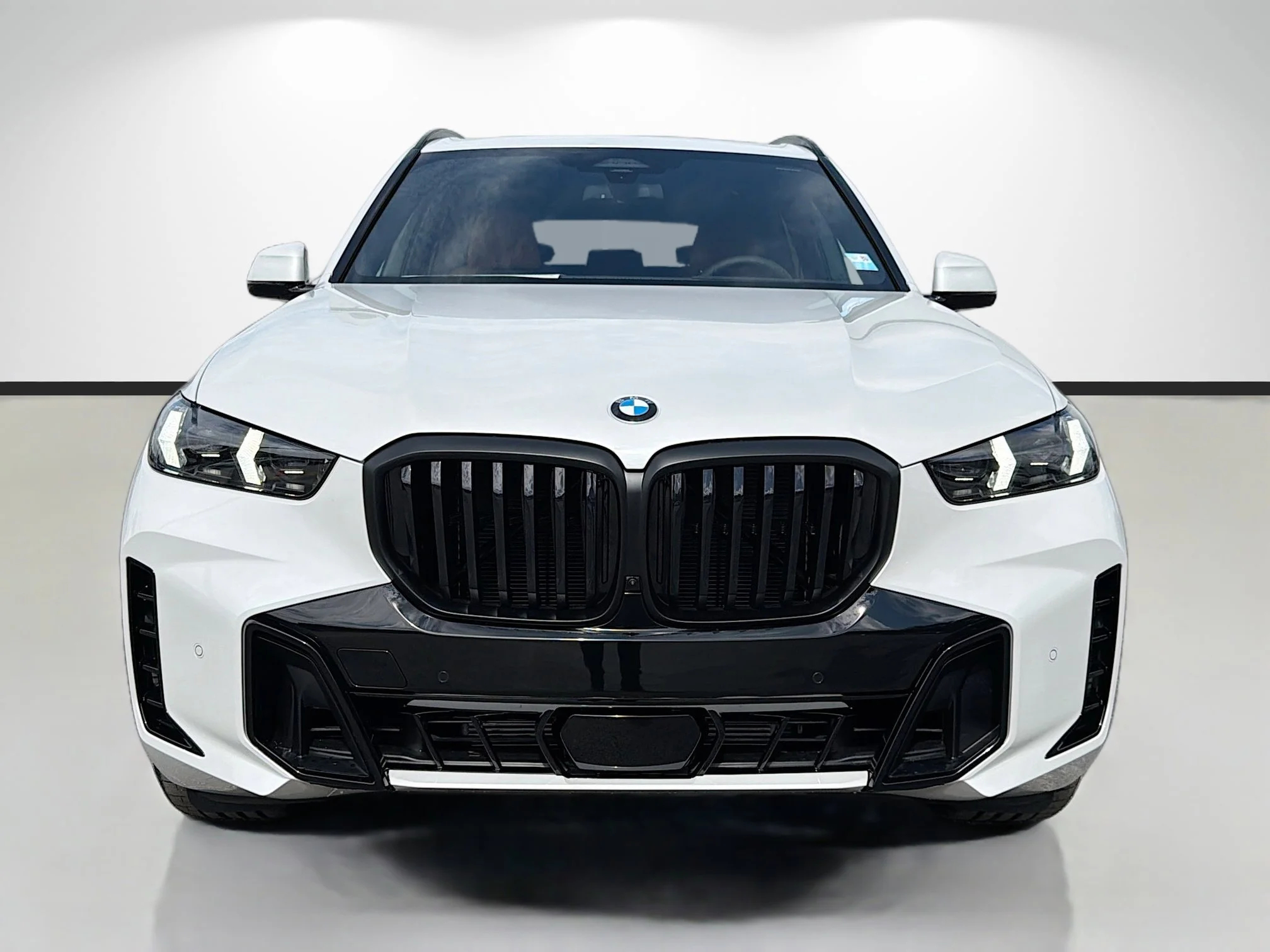 New 2026 Mineral White Metallic BMW xDrive40i image 8