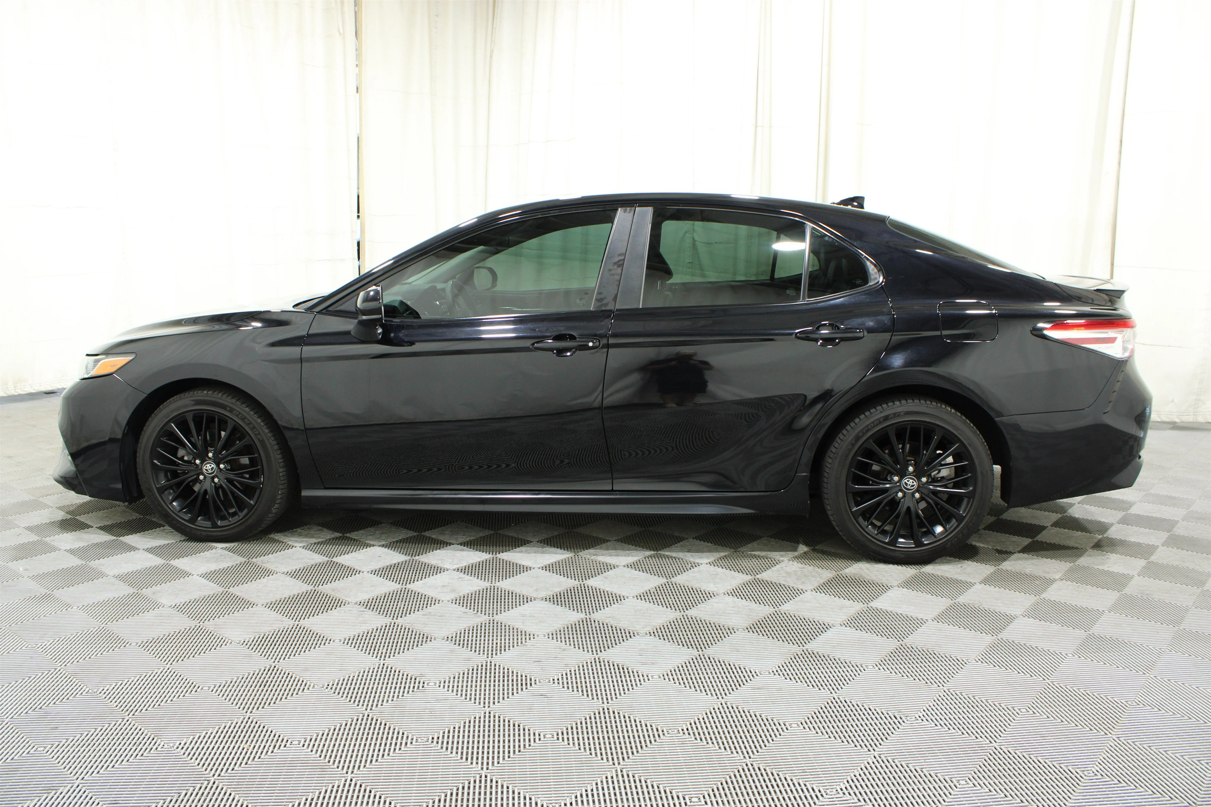 Used 2020 Midnight Black Metallic Toyota SE Nightshade image 30
