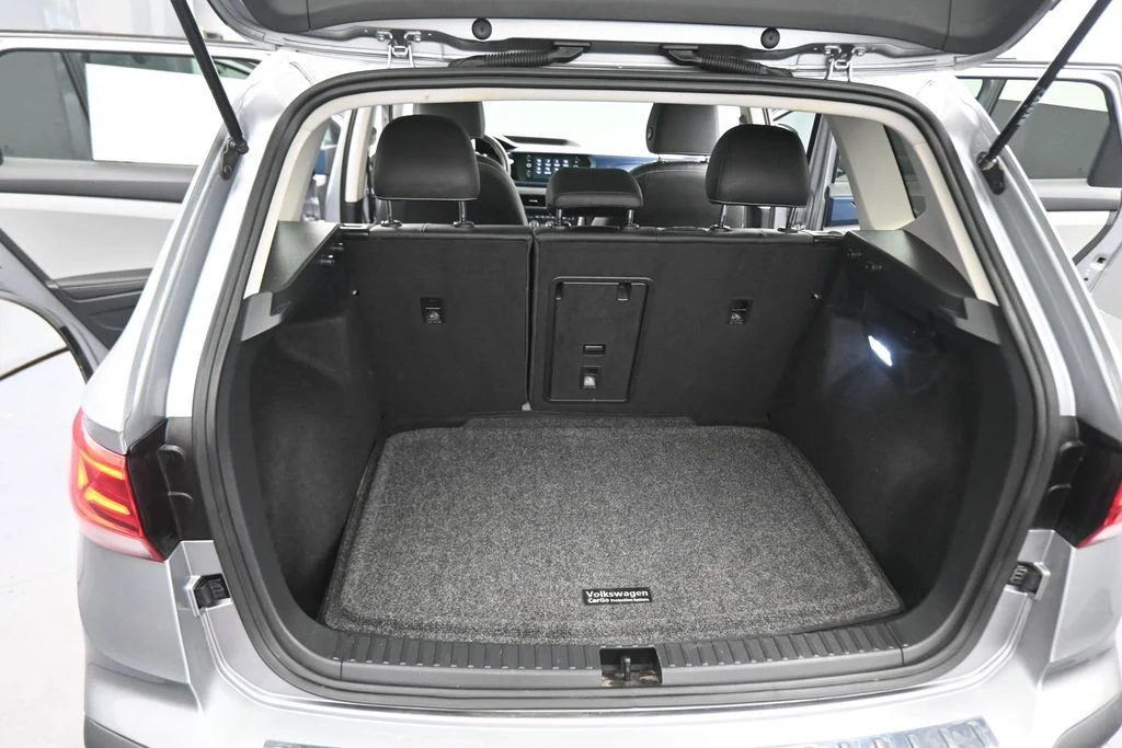 Used 2024 Silver Volkswagen 1.5T SE image 43