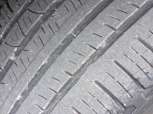 Certified Used 2017 ALUMINA JADE METAL Toyota  image 22