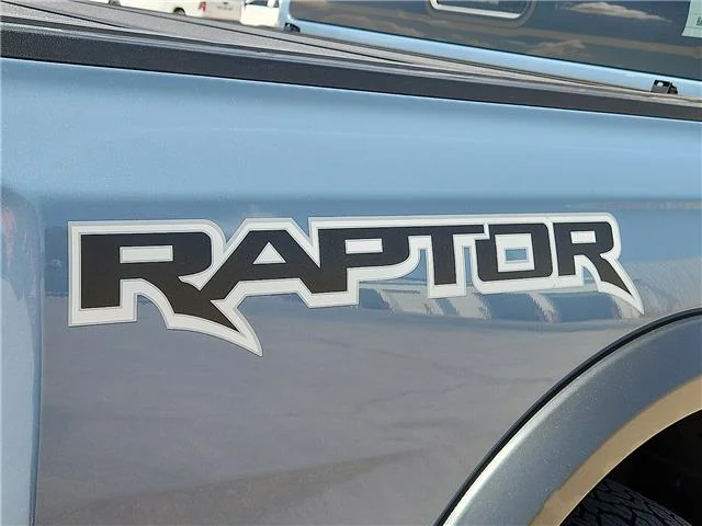 Used 2025 -Select- Ford Raptor 4x4 SuperCrew 5 ft. box 128.7 in. WB image 8