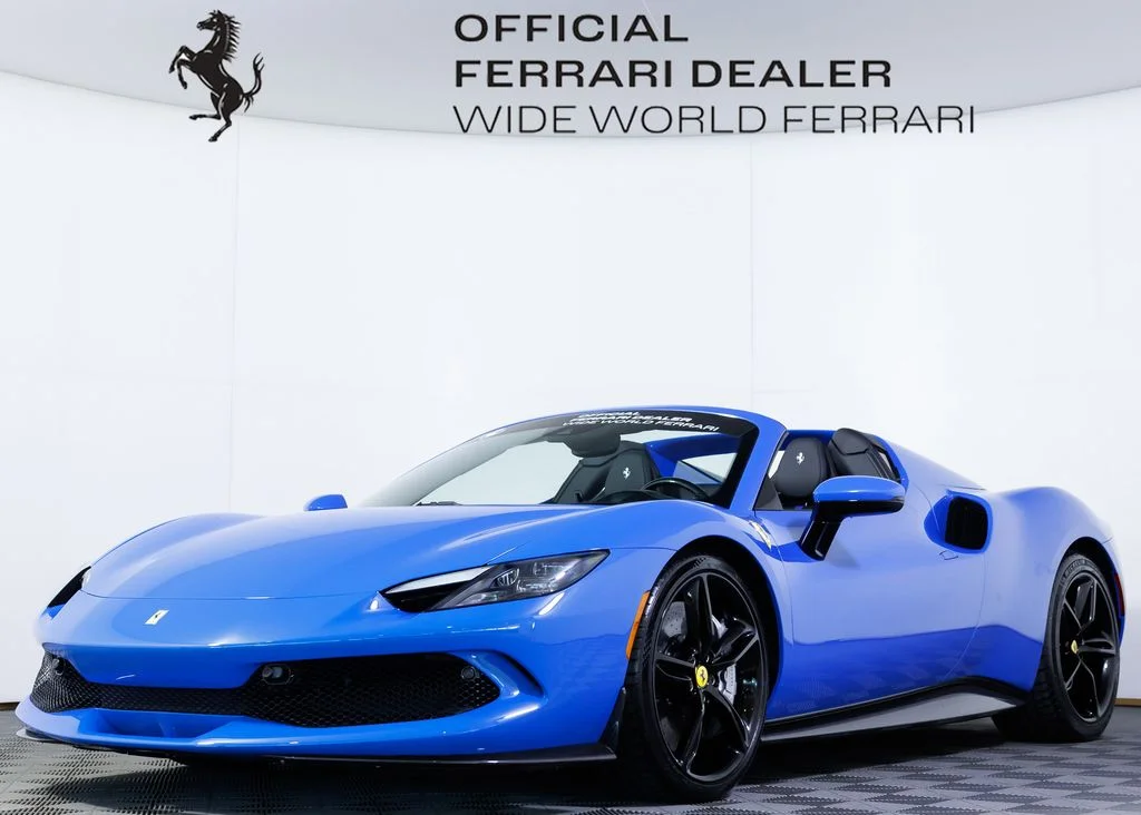 2025 Ferrari 296 GTS's photo