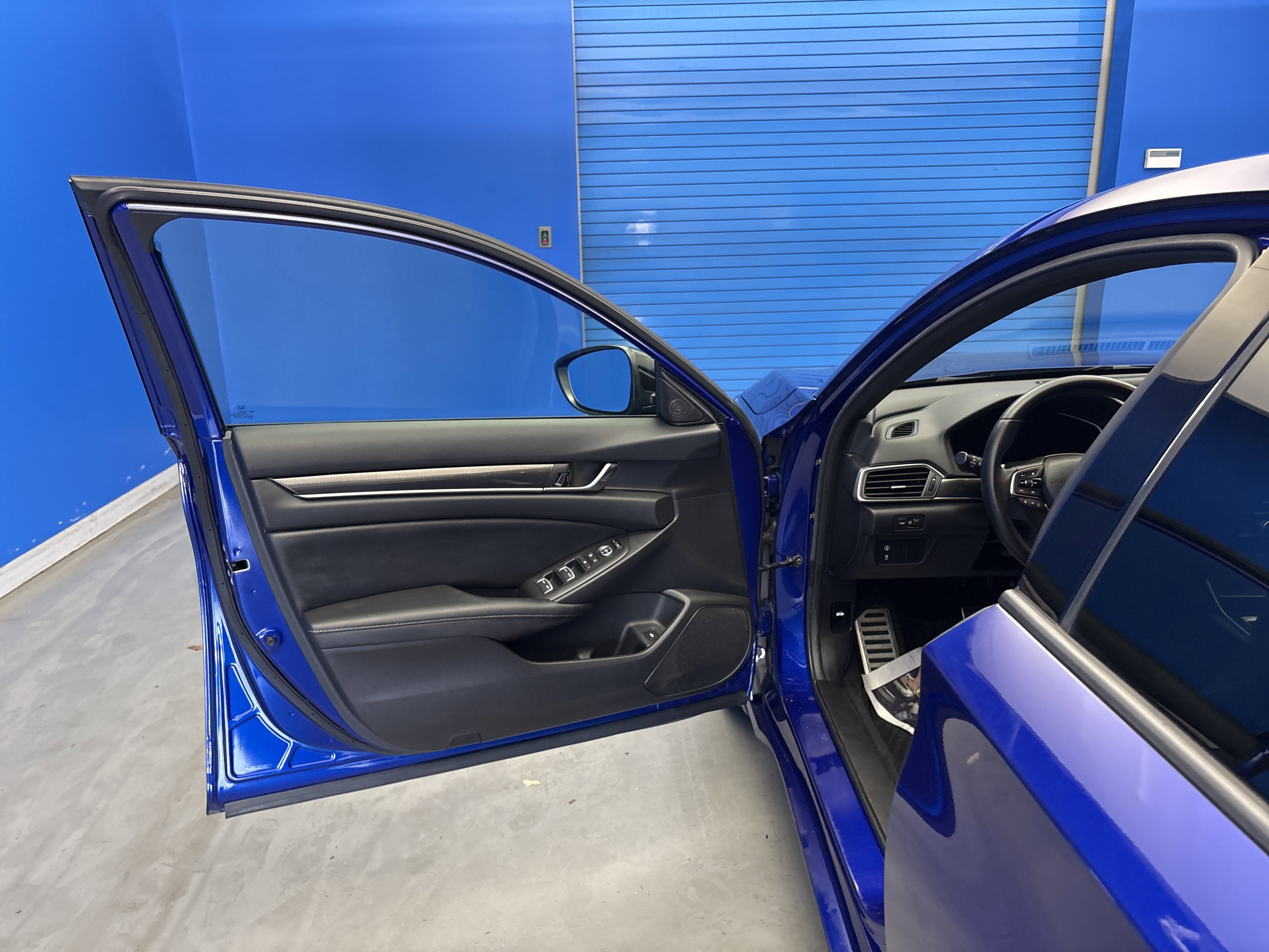 Used 2021 Blue Honda Sport image 9