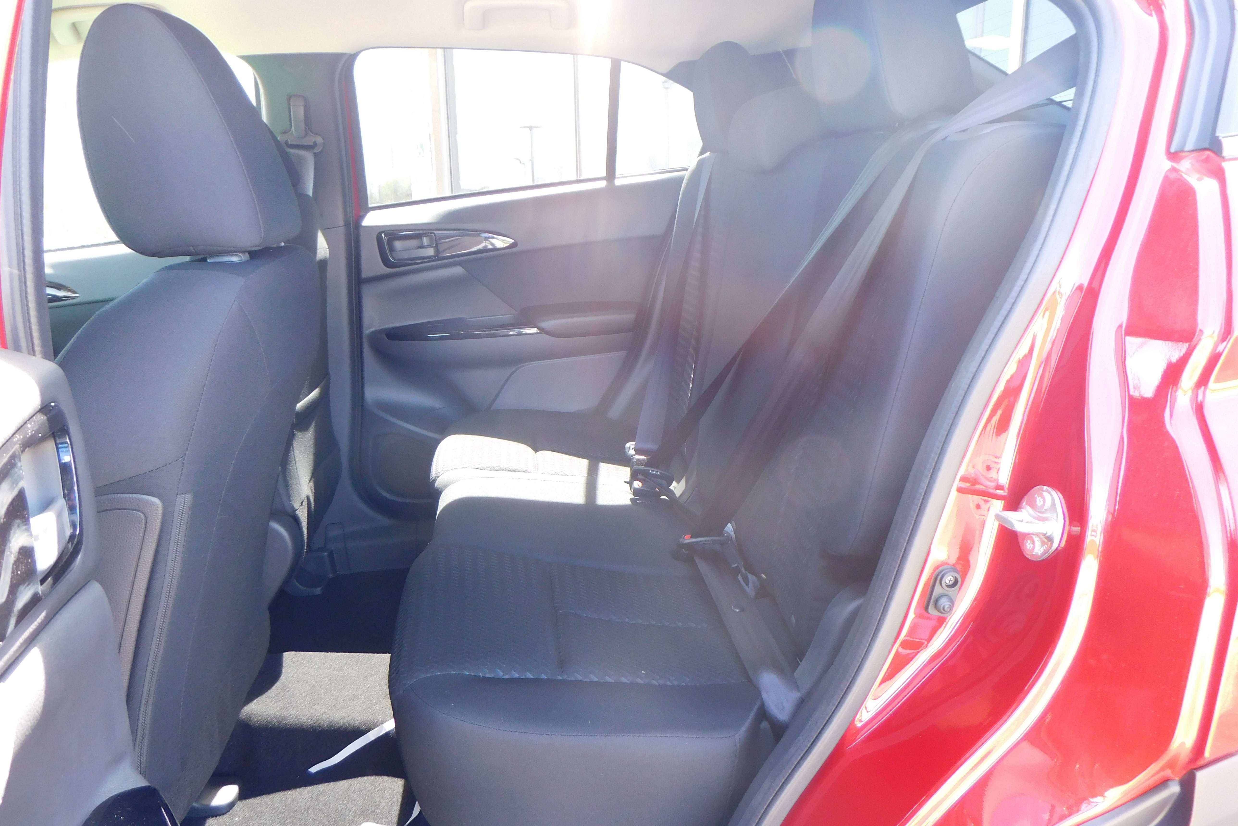Used 2026 Red Diamond Mitsubishi LE image 28