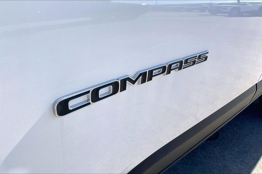 New 2026 Jeep Compass Latitude 4D Sport Utility