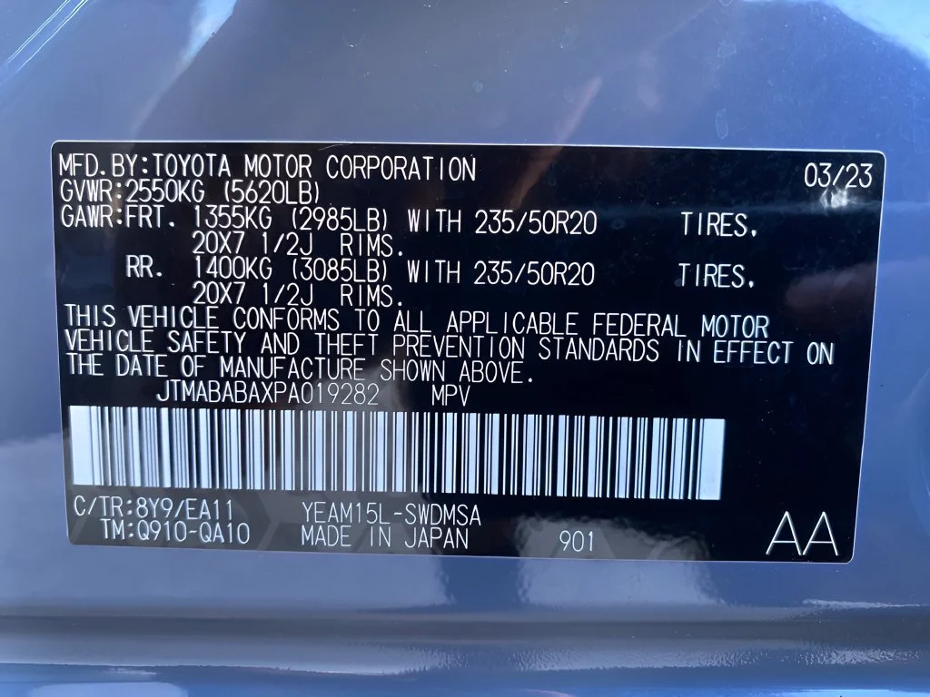 Used 2023 Gray Subaru Limited image 31