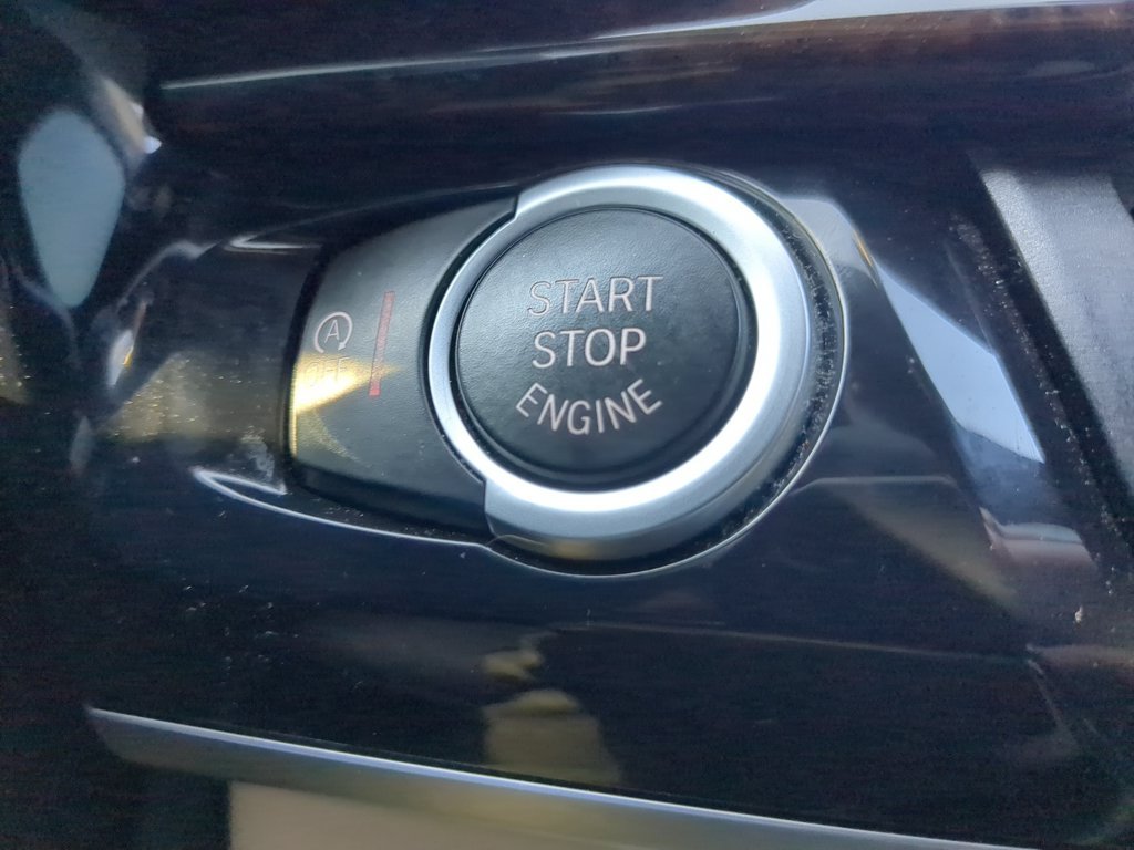 Used 2018 Silver BMW xDrive50i image 20