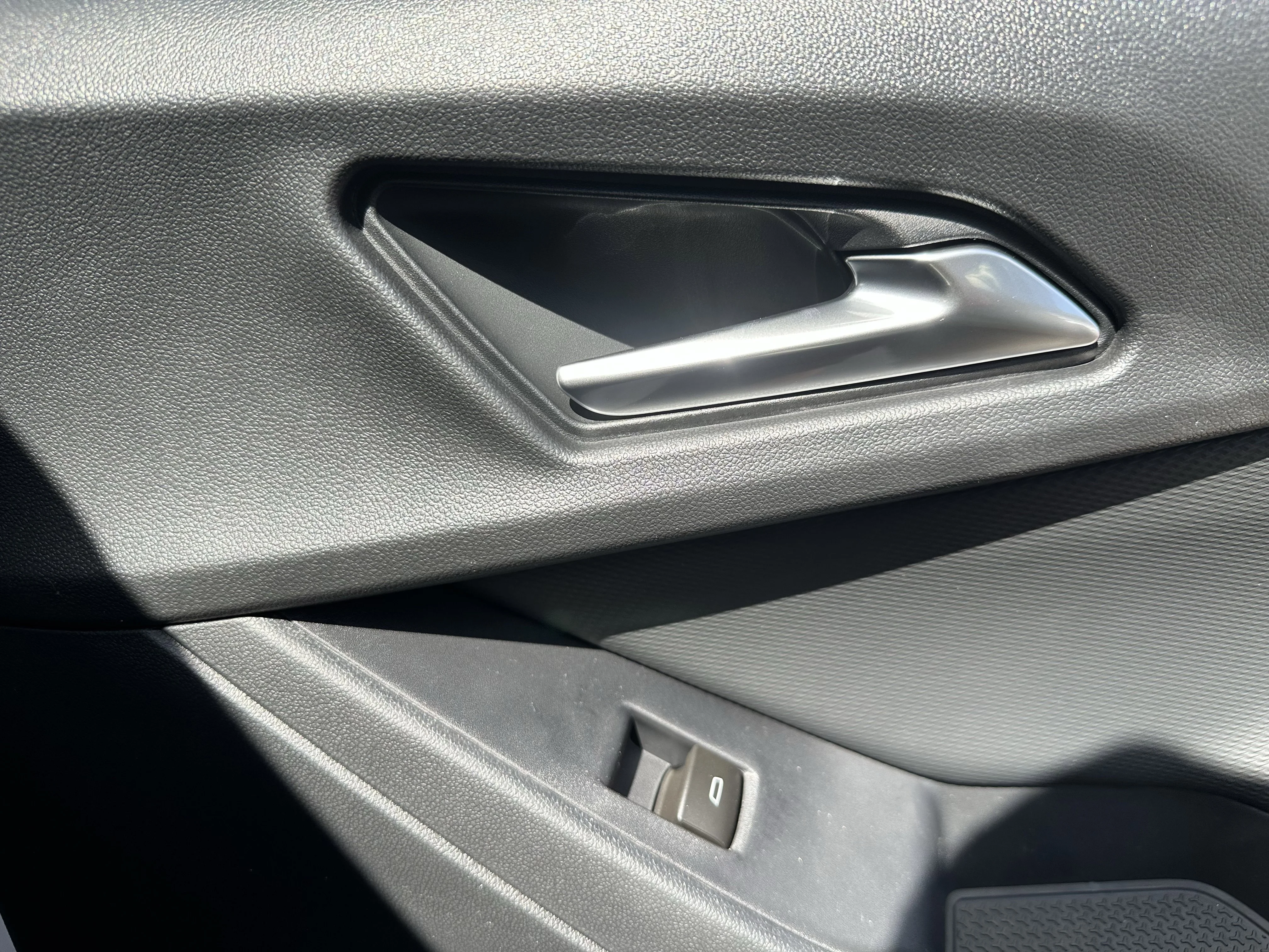 New 2026 Summit White Chevrolet AWD LT image 19