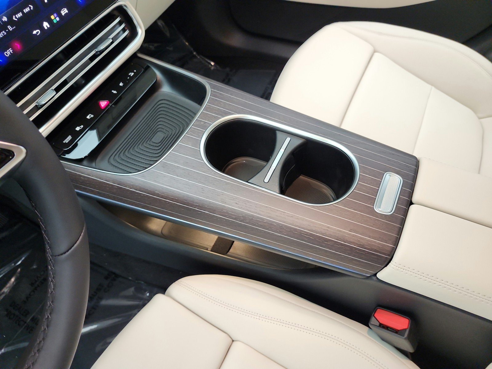 New 2027 Liquid Crystal Green Mercedes-Benz CLA 350 Electric 4MATIC® image 9