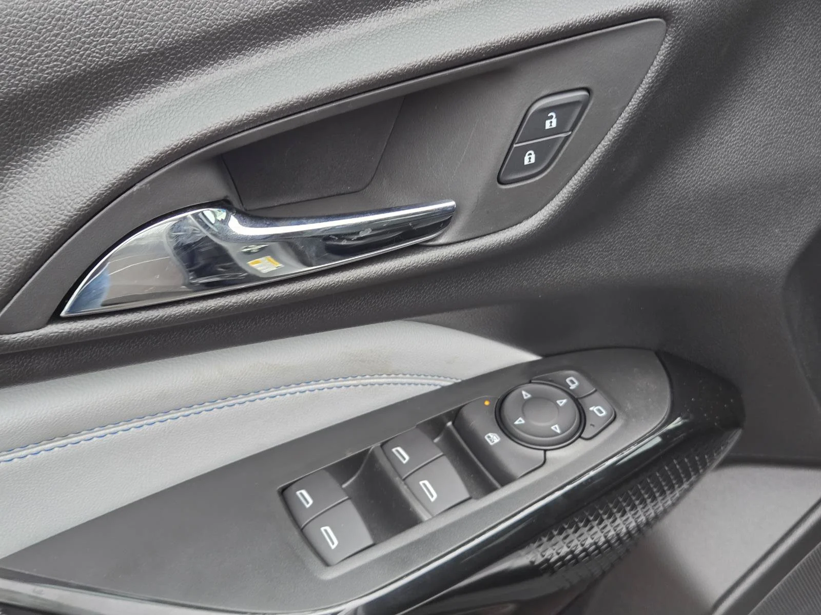 New 2026 Sterling Gray Metallic Chevrolet LT image 20