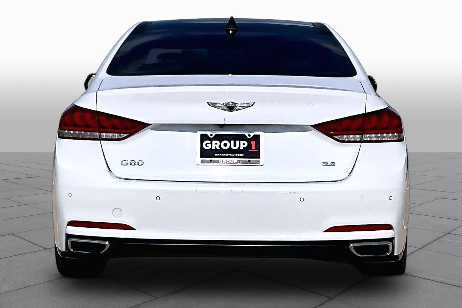 Used 2017 Casablanca White Genesis 3.8L image 5