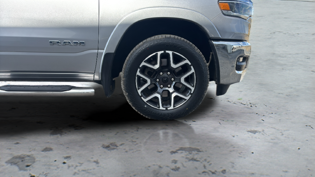 Used 2025 Silver Ram Laramie image 36