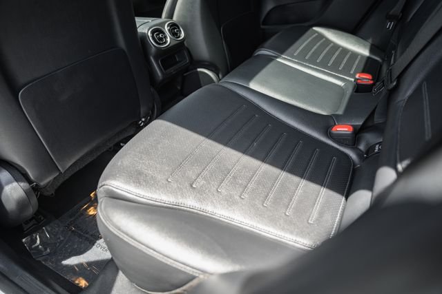 Certified Used 2025 Polar White Mercedes-Benz GLC 300 image 30