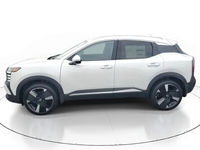 Certified Used 2025 White Nissan SR image 3
