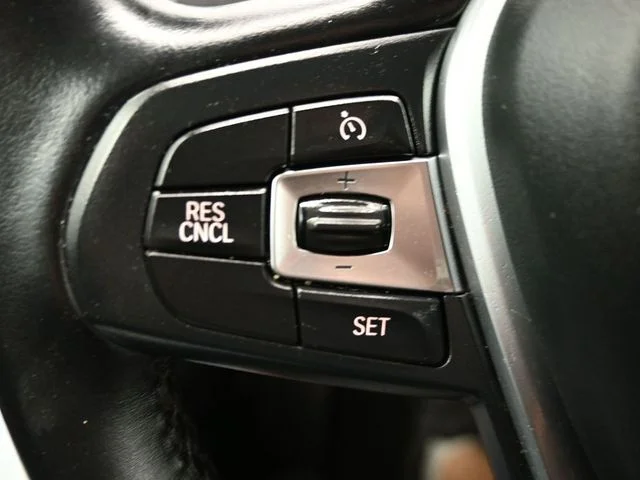 Used 2019 Black BMW sDrive30i image 25