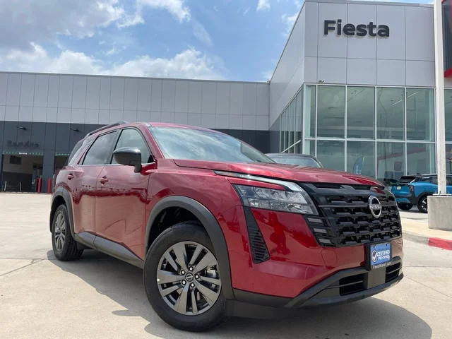 2026 Nissan Pathfinder SV